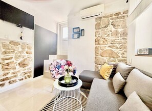 Departamento, 2 habitaciones, para fumadores, Terraza | Sala de estar