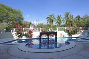 Outdoor pool - Alegre Amanecer By YALP (Santa María Huatulco)