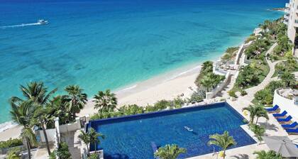 Luxury 3-Bedroom Condo at The Cliff - Beachfront Resort with Spa & Restaurant