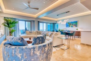 Smart TV - Luxury 3-Bedroom Condo at The Cliff - Beachfront Resort with Spa & Restaurant (Cupecoy)