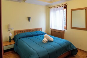 Desk, free WiFi, bed sheets - Avernum Relais (Pozzuoli)