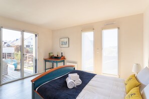 3 bedrooms, iron/ironing board, free WiFi, bed sheets - L'Abri Côtier d'Argäe - Terrasse vue mer (Erquy)