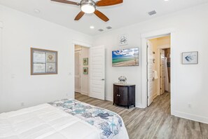 4 bedrooms, free WiFi, bed sheets