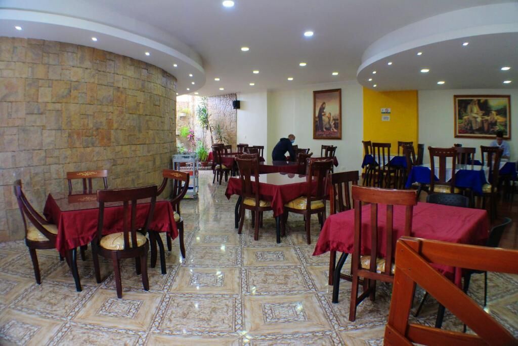 مطعم