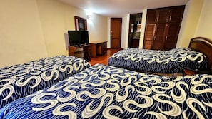 Family Room | Soundproofing, free WiFi - Hotel Santa Isabel II (Ipiales)
