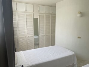 2 Schlafzimmer, Bügeleisen/Bügelbrett, Reisekinderbett, kostenloses WLAN