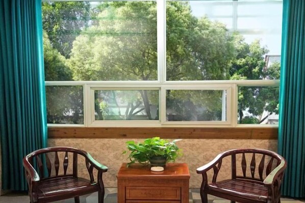 Room - Home Inn Huayi Hotel (Wudangshan Jingqu Rukou Road) (Danjiangkou)