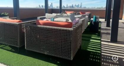 Live like a local w/ Cozy East Austin Oasis, Walkable, Minutes from Downtown!