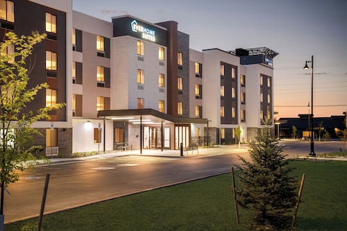 Everhome Suites Somerset - South Brunswick