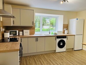 Fridge, microwave, oven, toaster