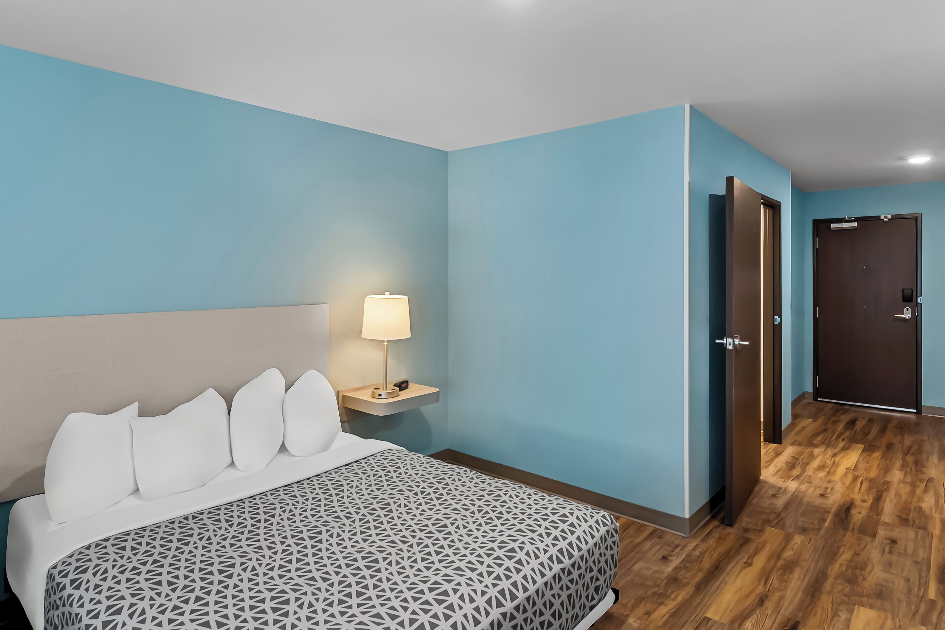 Desk, laptop workspace, blackout drapes, WiFi (free)