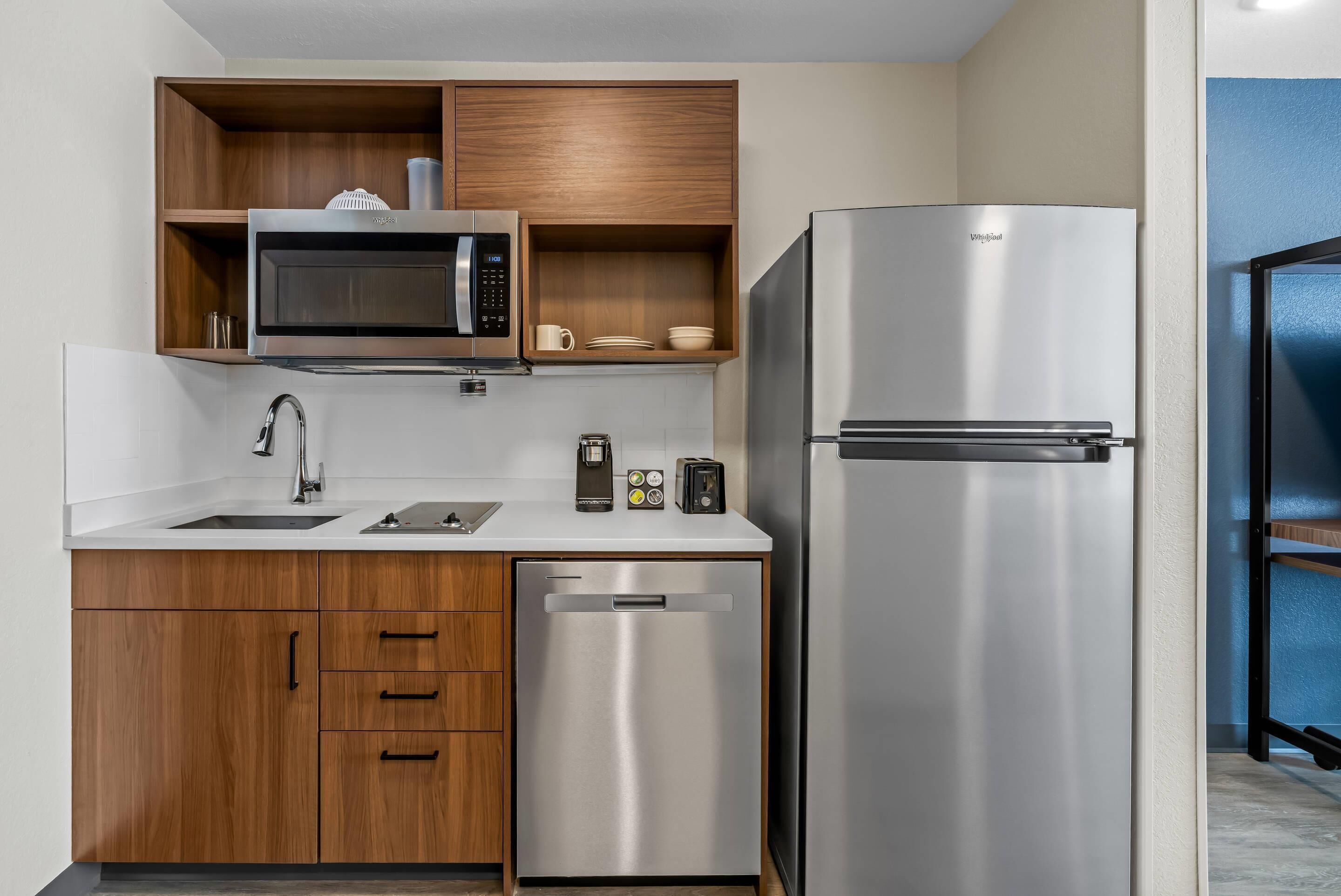 Bureau, espace de travail pour ordinateur portable, Wi-Fi gratuit