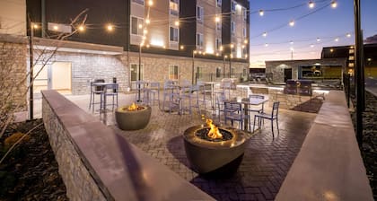 Everhome Suites Rochester Greece