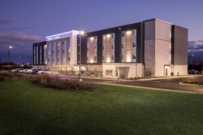 Exterior - Everhome Suites Rochester Greece (Rochester)