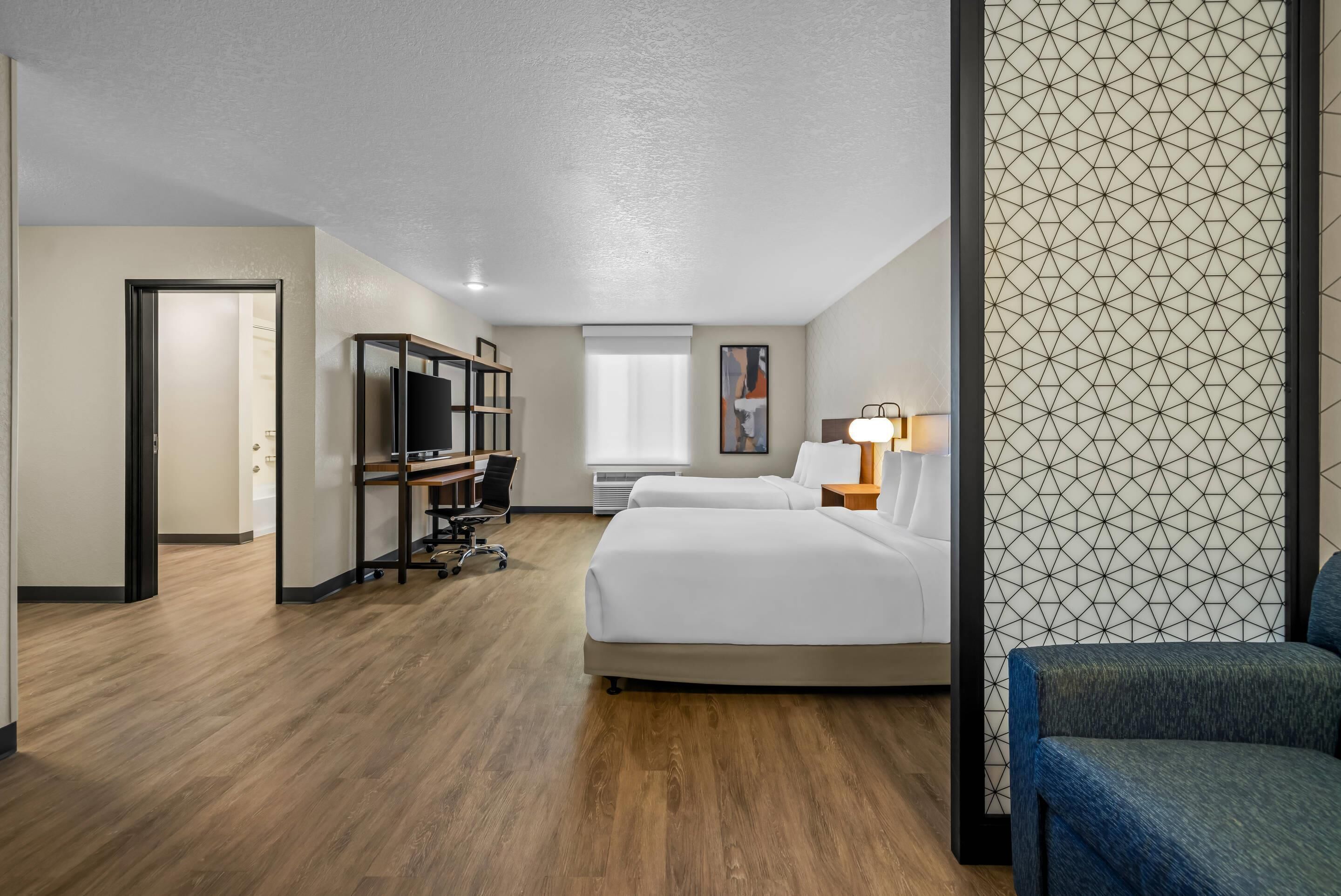 Desk, laptop workspace, free WiFi, bed sheets