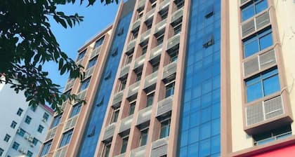 Shankee Hotel (Maoming High-Speed Railway Station 1959 Cultural and Creative Pedestrian Street)