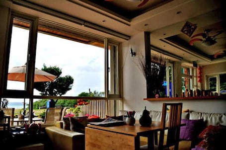 Parte interna. Love Sea 126 House Inn Hostel