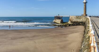 2 bedroom accommodation in Whitby