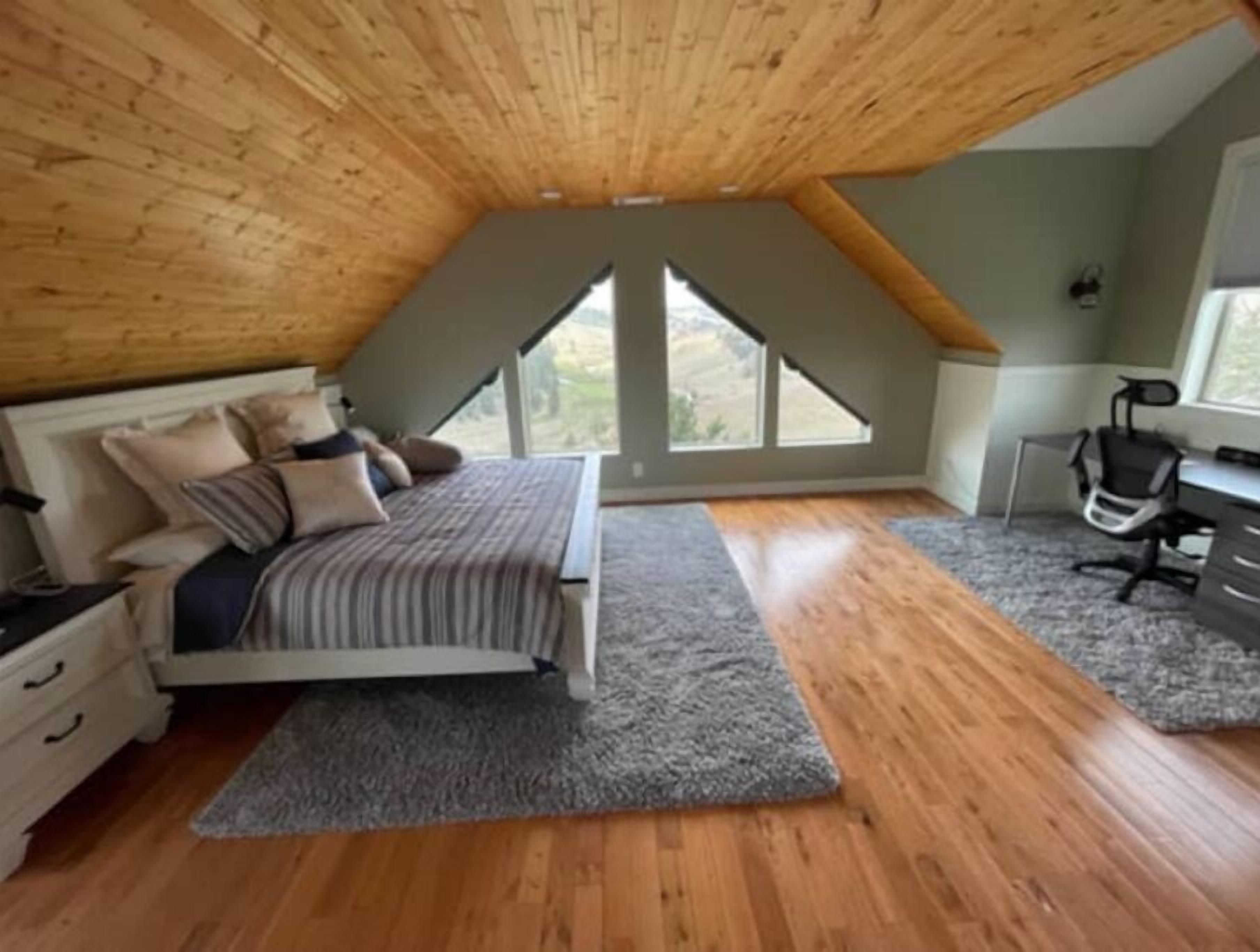 2 Schlafzimmer, Schreibtisch, Bügeleisen/Bügelbrett, WLAN