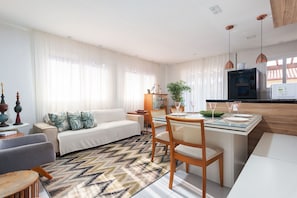 Villa Deluxe | Restaurantes