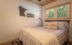 5 bedrooms, iron/ironing board, free WiFi, bed sheets - TWO Charming Lake Miltona Cabins with PONTOON!! #2131 (Miltona)