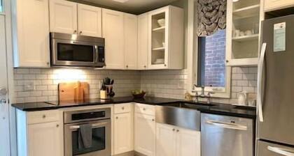 Modern Classic Victorian | US Capitol 5 Blocks