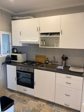 Micro-ondes, plaque de cuisson