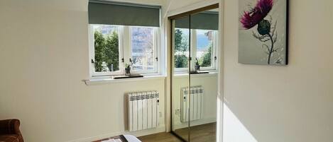 2 chambres, fer et planche Ă  repasser, lit parapluie, Wi-Fi gratuit