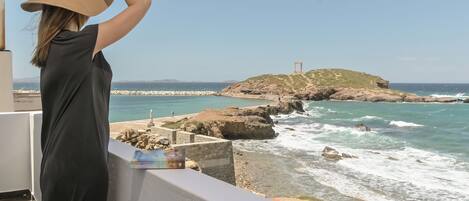 Deluxe Suite, Balcony, Sea View | Beach/ocean view