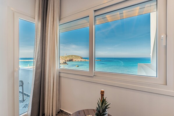 Deluxe Suite, Balcony, Sea View