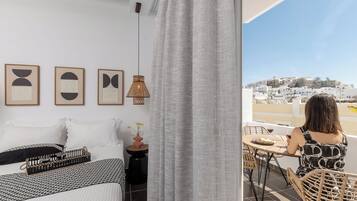 Superior-Suite, Balkon, Meerblick | Terrasse/Patio