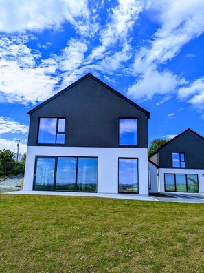 Exterior - Pollan  – 4 Bedroom Self-Catering @ Ballyliffin Beach Houses, Pollan @ Ballyliffin Beach Houses metr... (Ballyliffin)