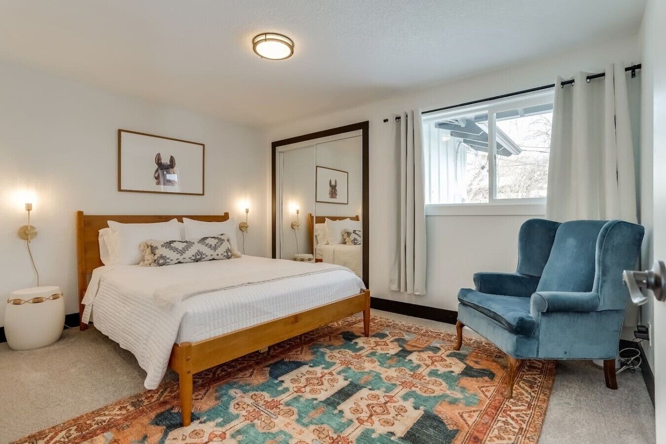 4 bedrooms, desk, iron/ironing board, free WiFi
