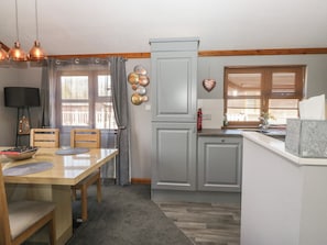 Cottage | Tempat makan