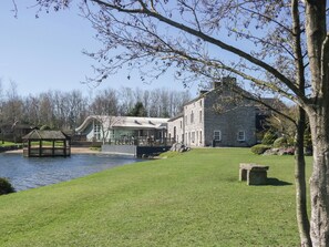 Cottage | Exterior - Sunset Retreat (Carnforth)