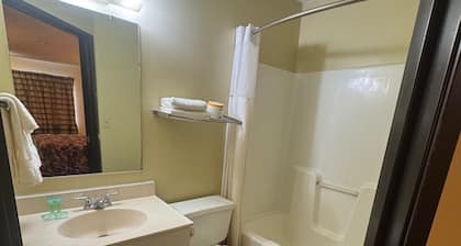 Smart Choice Inn