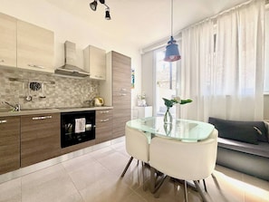 Interior - Cozy one Bedroom Apartment Pietra Storica (Tkon)
