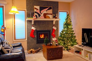 智能電視、壁爐