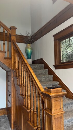 Private 2-Suite Retreat In UpTown Arts District