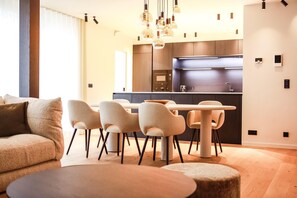 Apartment | Dining - Apartment Near Durbuy Old Town & Golf (Durbuy)