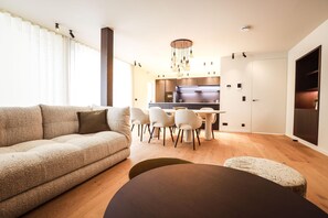 Apartment | Living room - Apartment Near Durbuy Old Town & Golf (Durbuy)