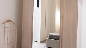 1 camera, ferro/asse da stiro, Wi-Fi gratuito, lenzuola