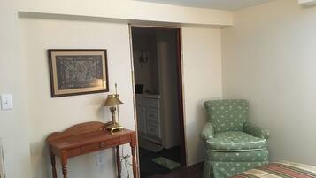 1 chambre, bureau, fer et planche Ă repasser, Wi-Fi gratuit