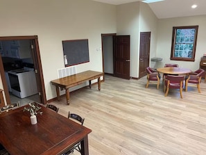 Dining - Spacious 2 BR home, just minutes from Berlin, OH. (Millersburg)