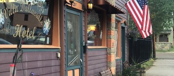 Villa Room 2 Summary: