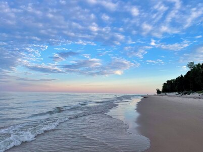 NEW! Charming 3BR/2BA Lake House in the Woods of the desirable Black River area