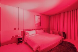 Egyptian cotton sheets, premium bedding, pillowtop beds - Wake BioHotel, a Member of Design Hotels (Medellín)
