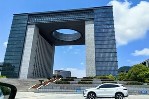 Ubetjent parkering (inkludert)