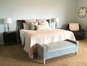 4 Schlafzimmer, Bügeleisen/Bügelbrett, Reisekinderbett, WLAN