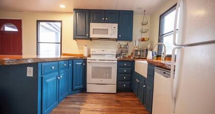 Charming 3-bedroom house with amazing views a few miles south of lovely Laramie